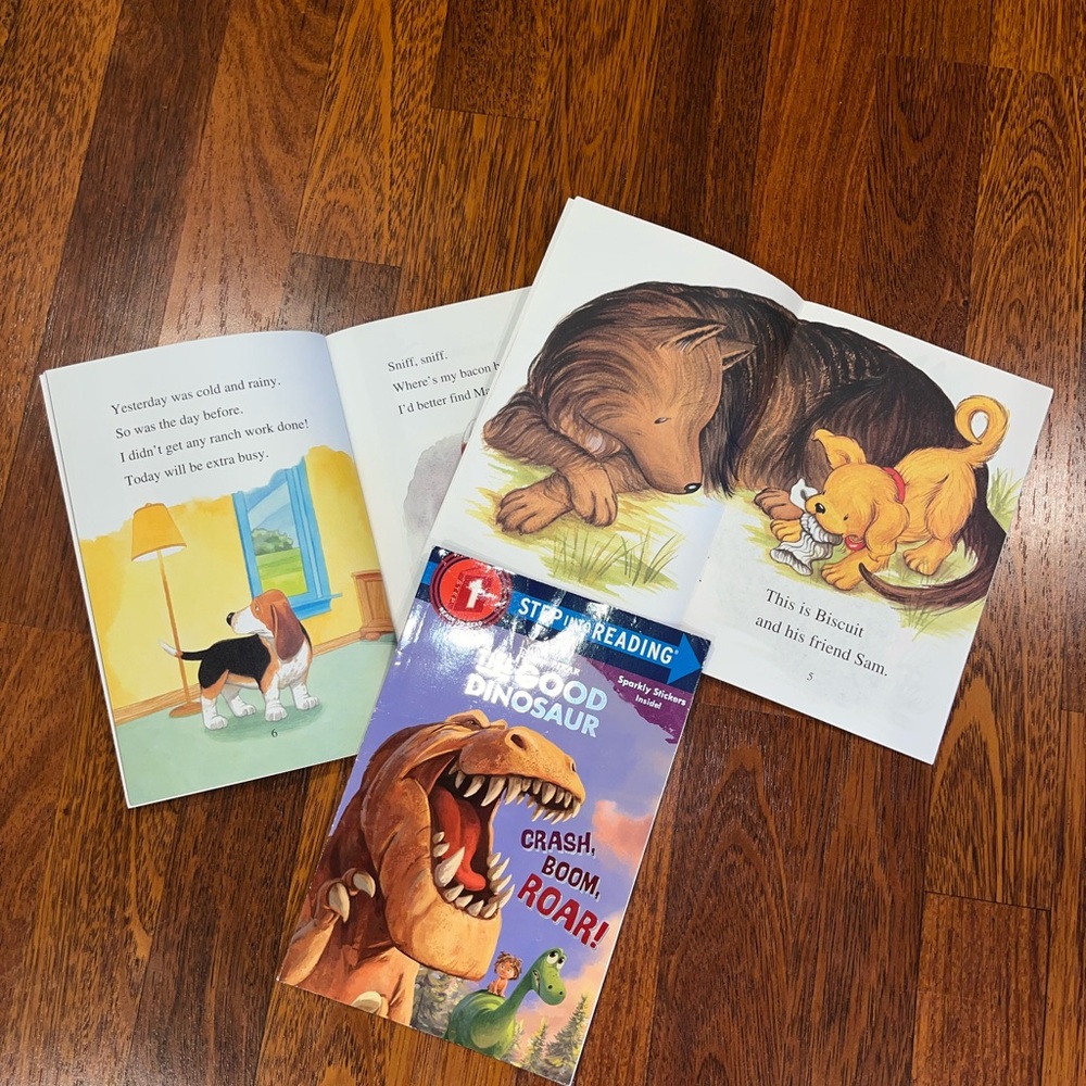 Level 1 Children's Book Collection - Picture 2 of 4